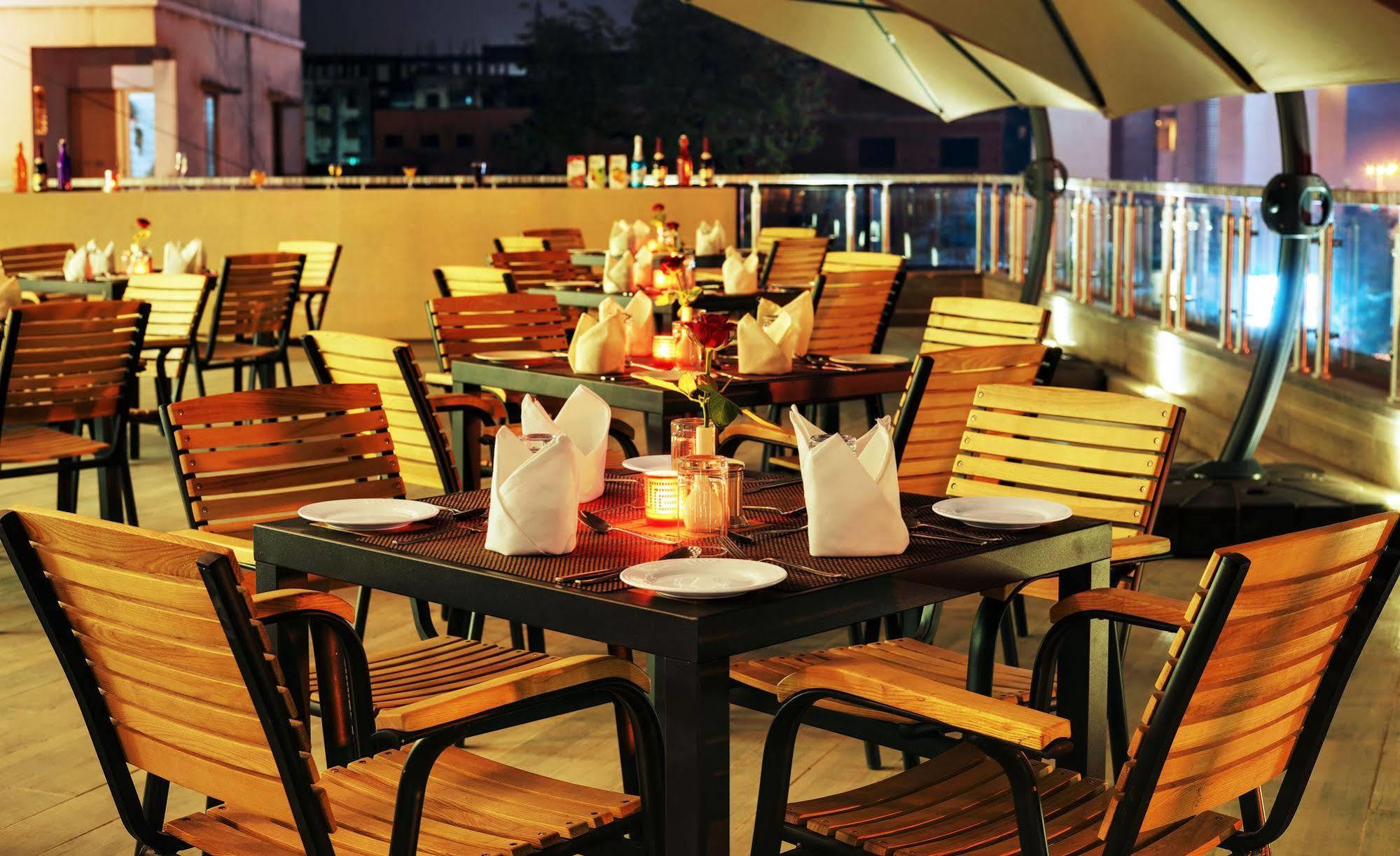 Hotel Suba Elite Vadodara Exterior photo